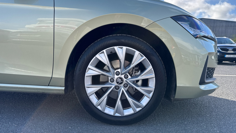 Skoda Superb 1.5 TSI e-TEC SE L 5dr DSG Petrol Estate